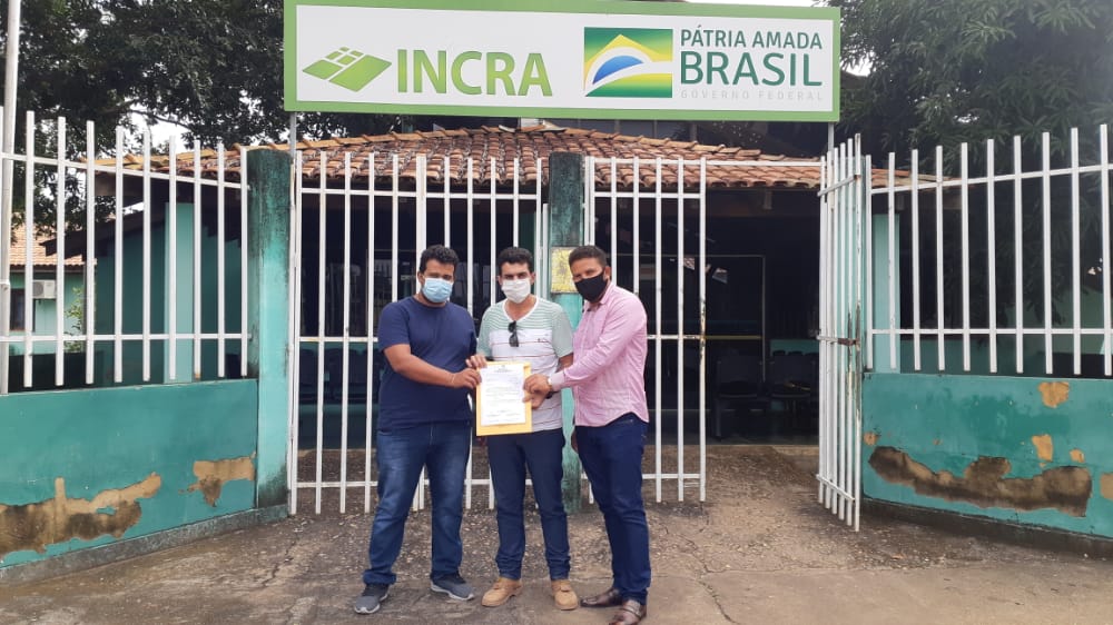 Prefeitura e INCRA firmam parceria para implantação de Unidade Municipal de  Cadastramento de Imóveis Rurais. - Prefeitura Municipal de Santa Bárbara do  Pará